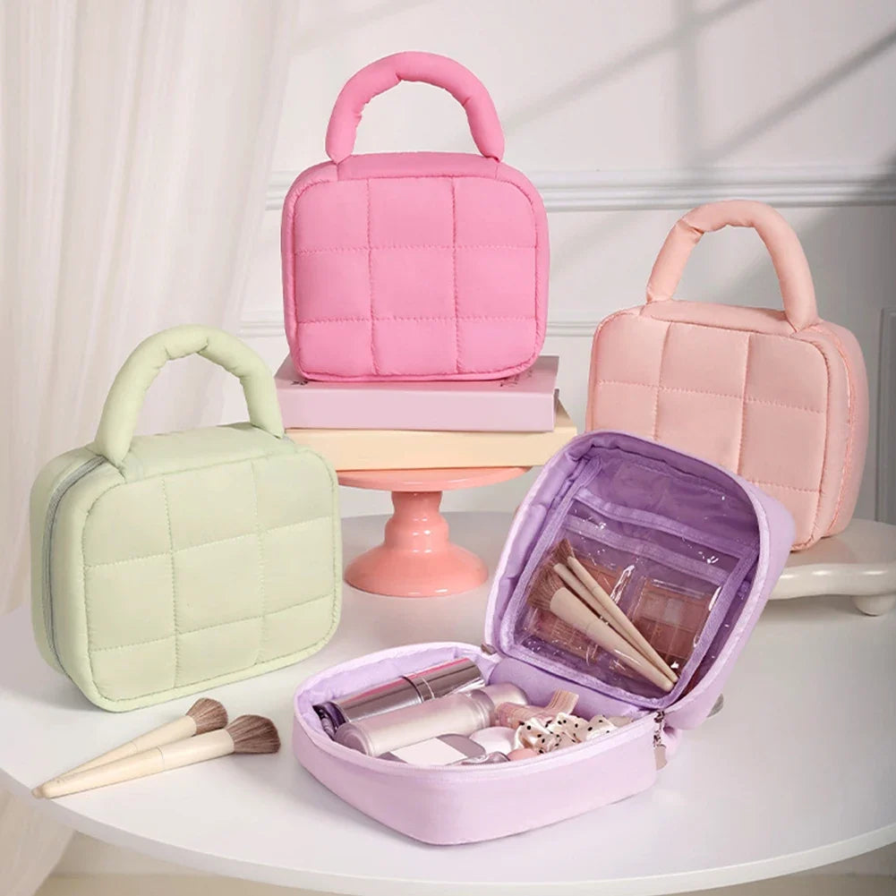 Cosmetic Bag Puffy Travel Toiletry Pouch Checkered Zipper Bag Women Quilted Makeup Bag Makeup Organizer Bag for Woemn Girl